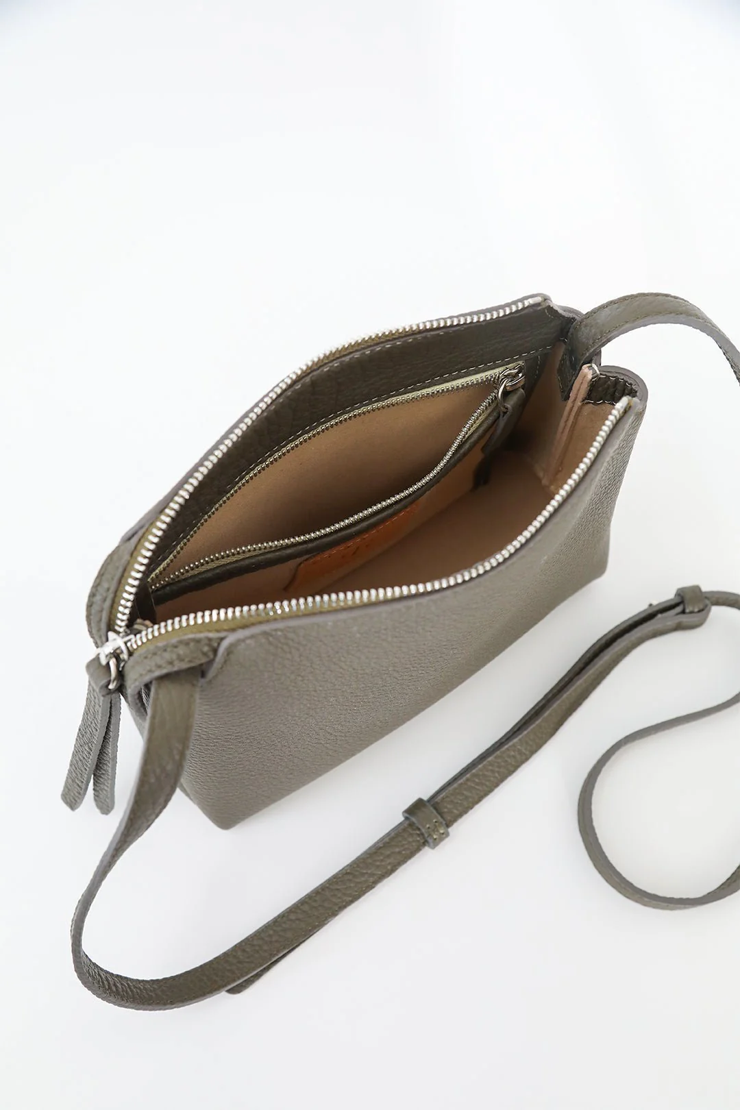 BRIDGET ITALIAN LEATHER CROSSBODY BAG IN OLIVE - Image 4