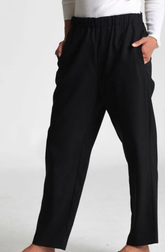 ELLE PULL-ON PANT IN ITALIAN STRETCH WOOL - Image 2