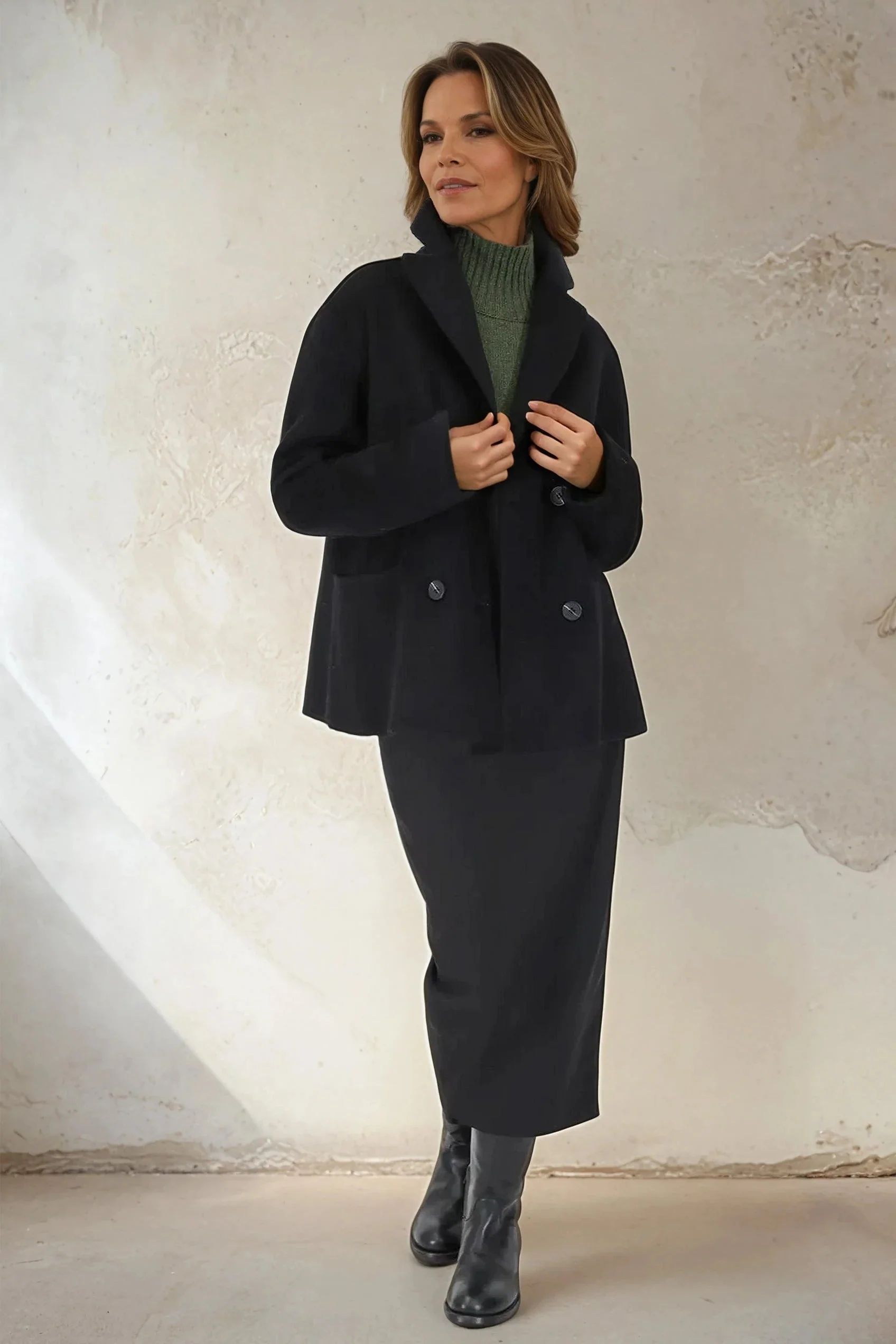 LILA LONG PENCIL SKIRT IN ITALIAN TECHNICAL STRETCH BLACK - Image 2