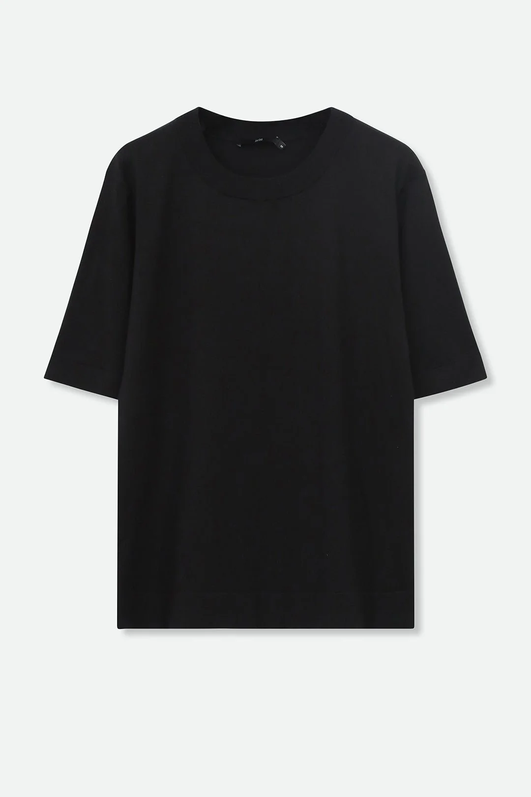NICO TENNIS ELBOW SLEEVE CREW IN FINE GAUGE ITALIAN SILK COTTON - Image 17