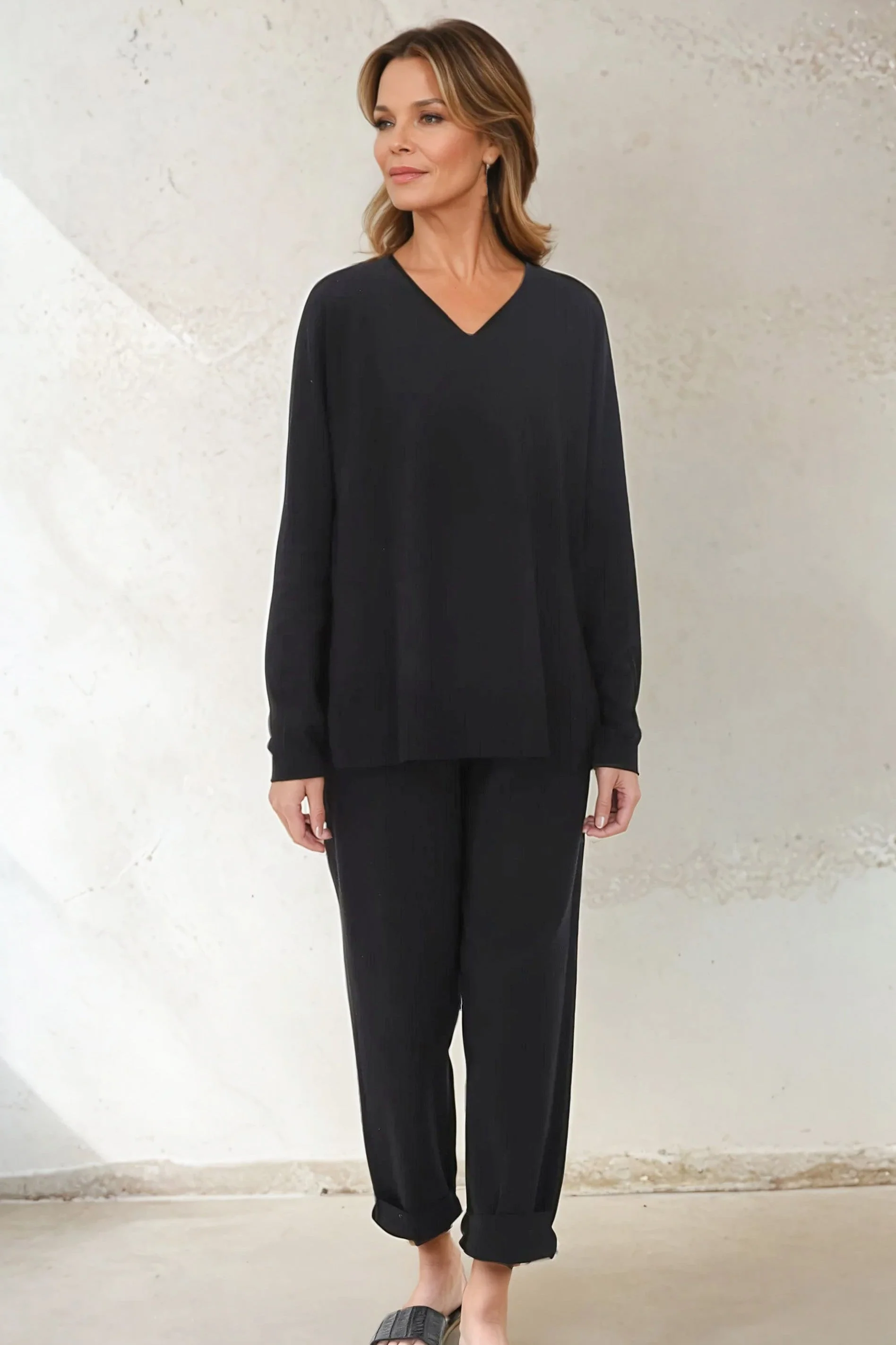 AVERY V NECK TUNIC IN DOUBLE KNIT PIMA COTTON - Image 4