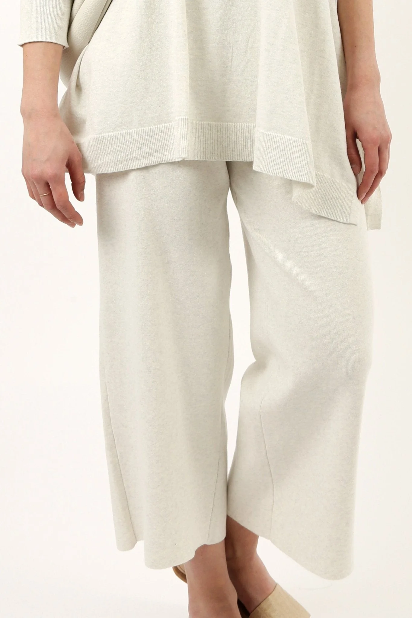 LIMITED EDITION PAYTON WIDE LEG CROP PANT IN KNIT PIMA COTTON - Image 17