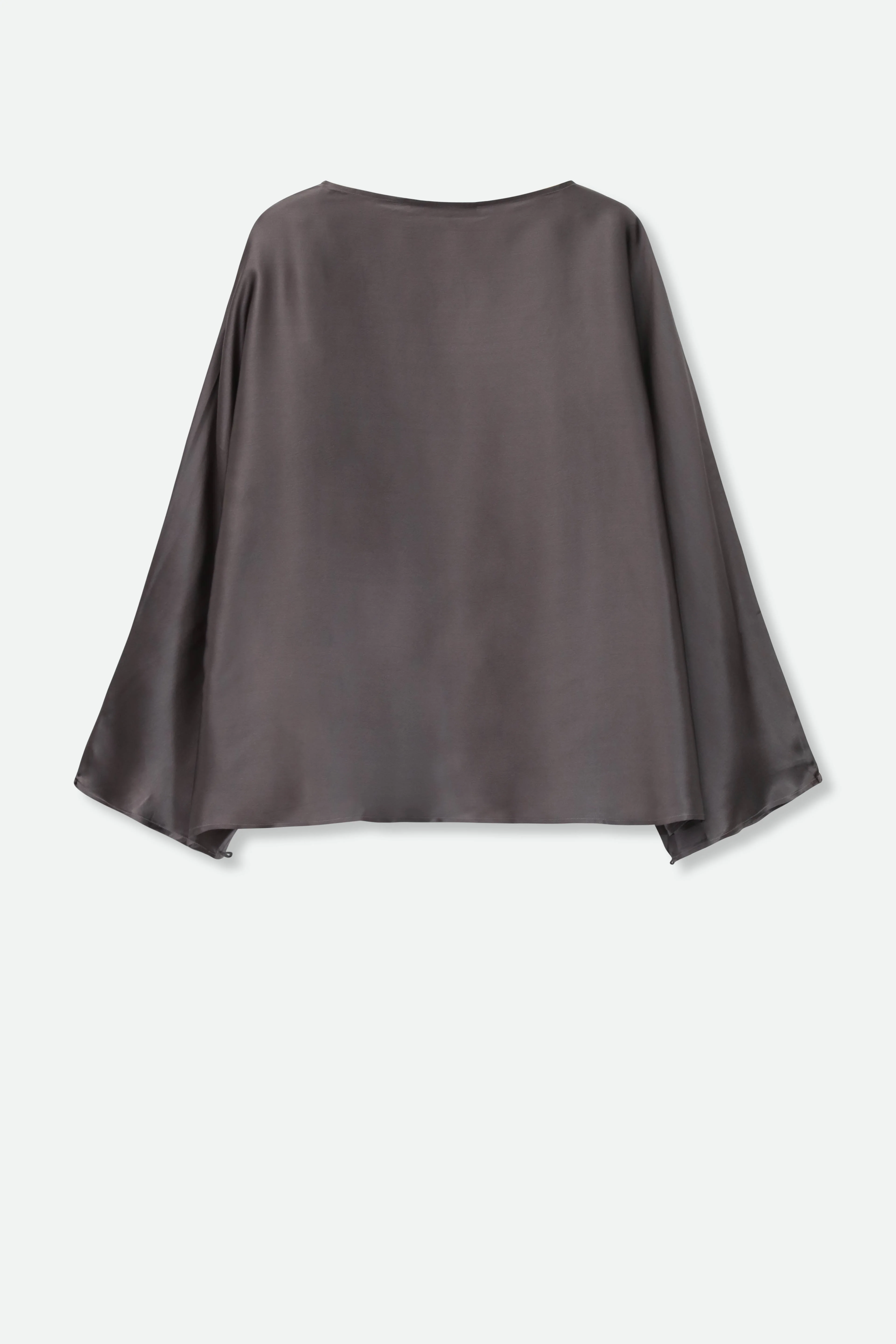 SARA WIDE ARM BLOUSE IN SILK CHARMEUSE - Image 3